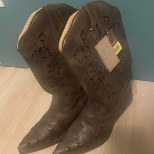 Roper Womens Boots. Sparkling. Pointed Toe.